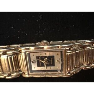 Waltham Diamond Quartz Ladies Watch New Battery